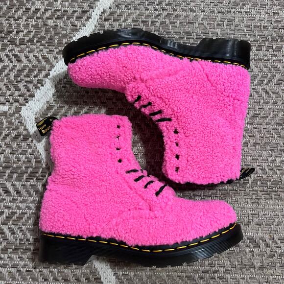 Dr. Martens 1460 PASCAL WOMEN'S FAUX SHEARLING BOOTS Sz 7 - Picture 5 of 7